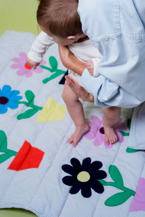 tapis d'éveil motif floral